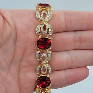 Vintage Bracelet Goldtone Red & Clear Crystals #1748